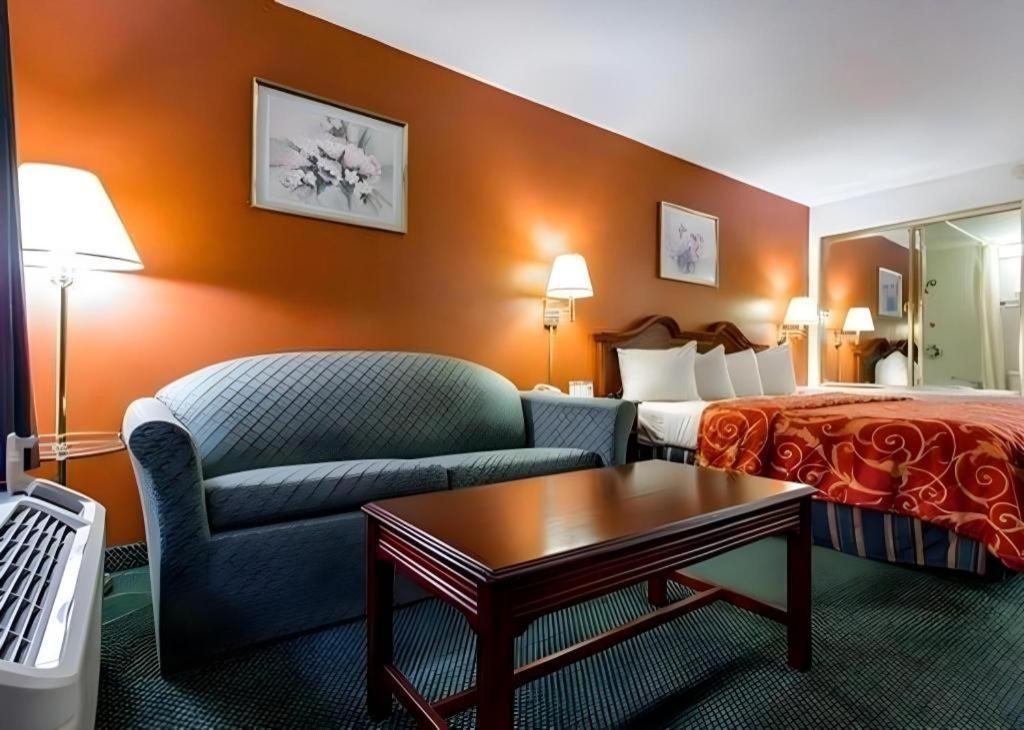 Econo Lodge South Garner Exterior foto